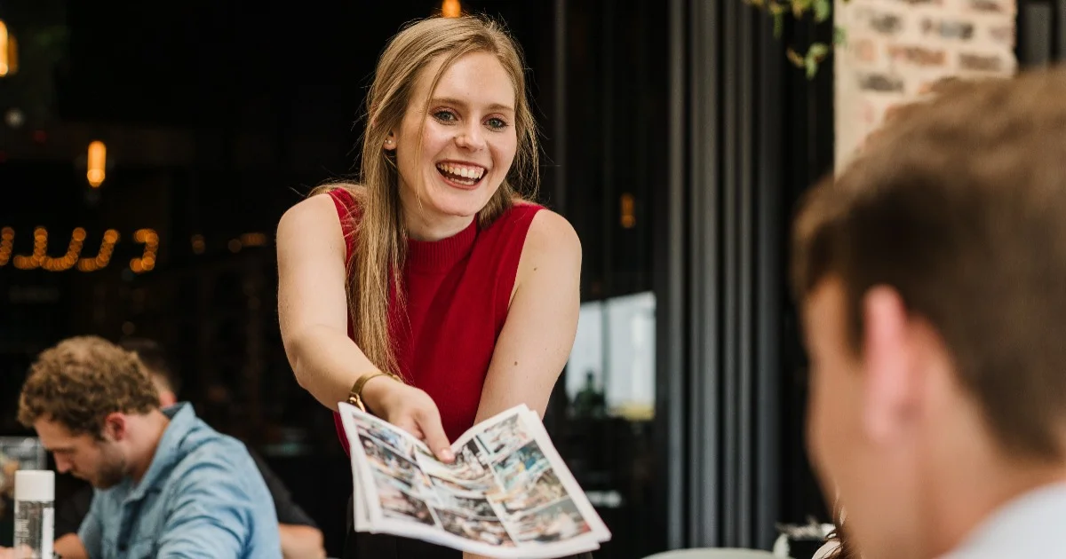 studente-doen-so-aansoek-vir-skaduwerk