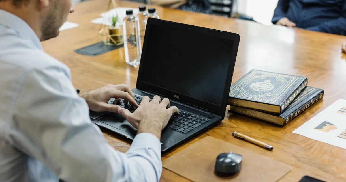 digitale-vaardighede-wat-noodsaaklik-is-vir-die-moderne-werkplek
