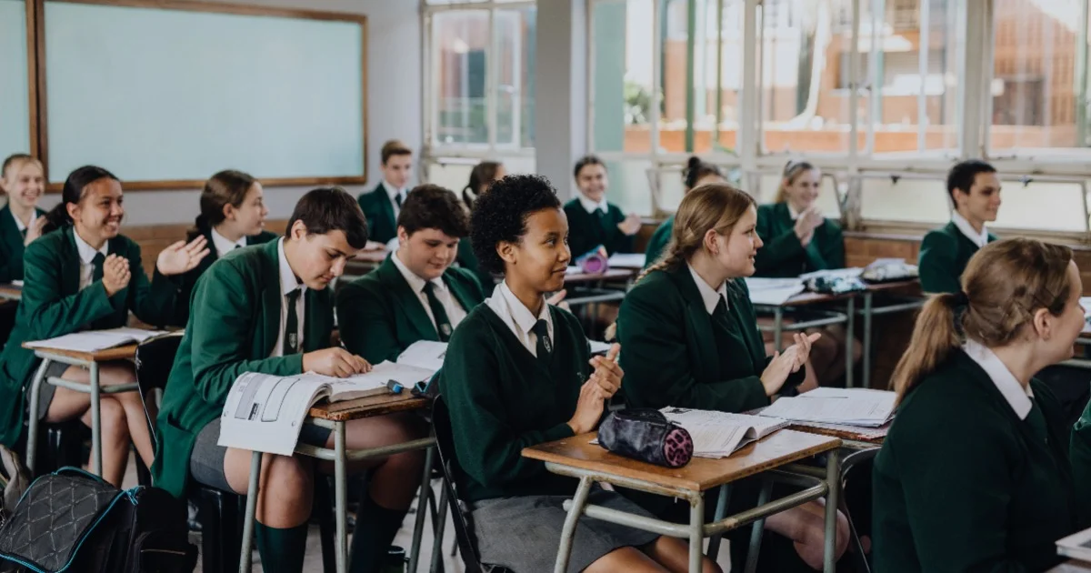 besnoeiing-van-onderwysposte-die-effek-van-net-een-minder-onderwyser-in-n-skool